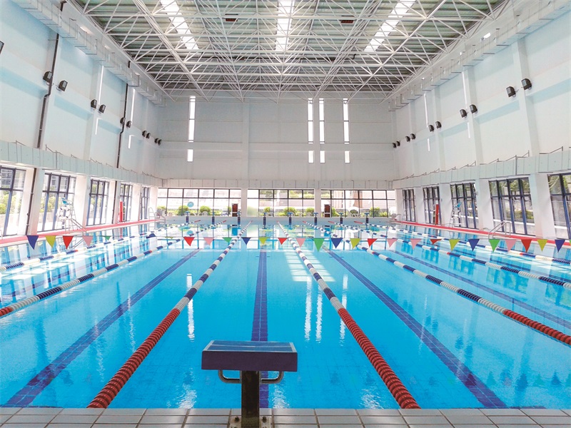 游泳館建筑脫落和濕度有關(guān)嗎？